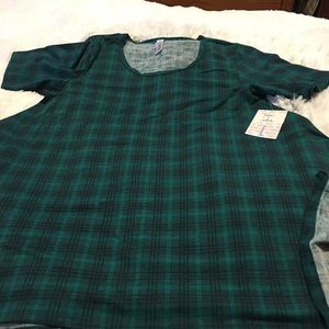 LulaRoe L Perfect T